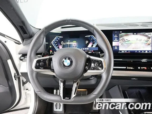 BMW 5 (G60) 520i M, миниатюра 5