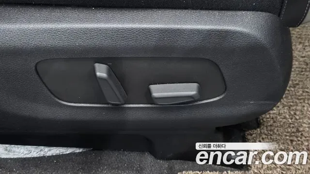 Kia Carnival HEV 9 мест Signature, миниатюра 18