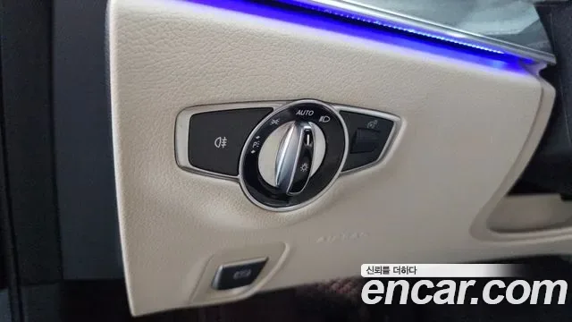 Mercedes-Benz E-Class E350 4MATIC, миниатюра 21