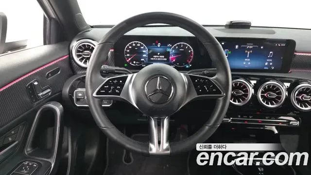 Mercedes-Benz A-Class A220, миниатюра 3