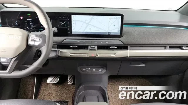 Kia EV3 2WD GT Line, миниатюра 3