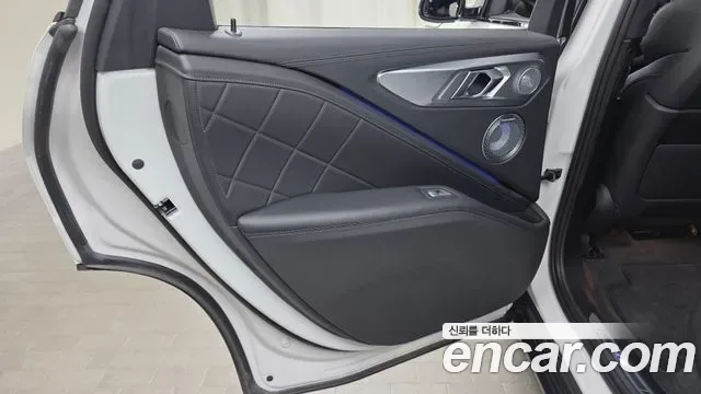 BMW XM, миниатюра 26