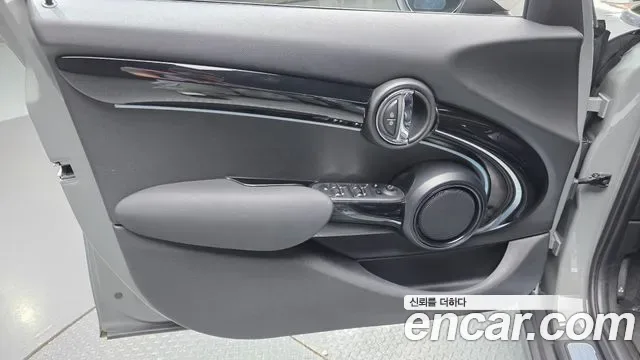 MINI Cooper 5 III, миниатюра 21