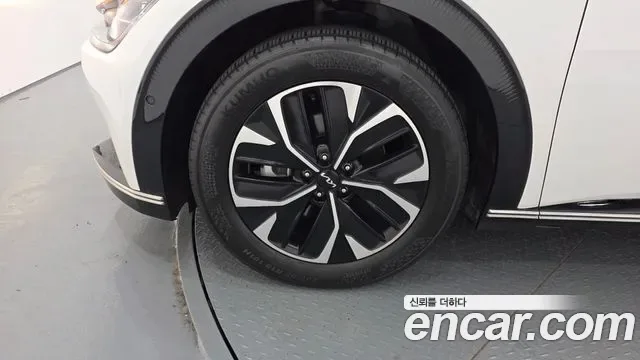 Kia EV6, миниатюра 13