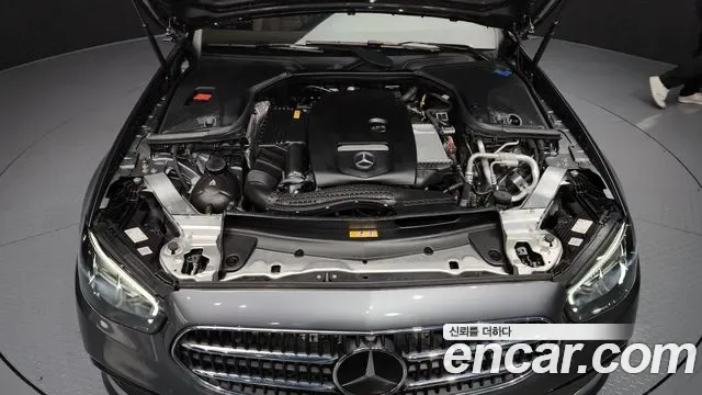 Mercedes-Benz E-Class E250, миниатюра 9