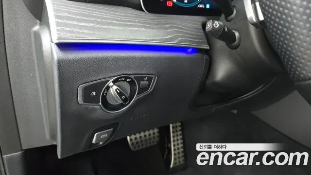 Mercedes-Benz E-Class E350 4MATIC AMG Line, миниатюра 8