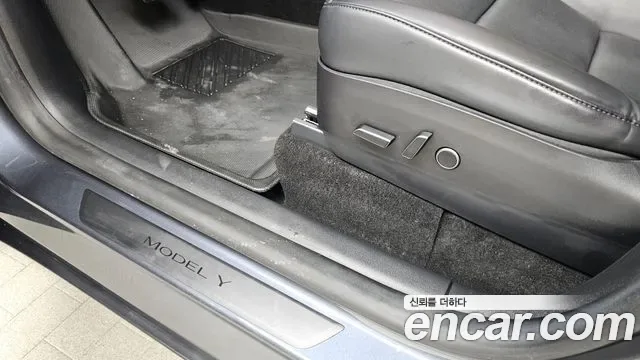 Tesla Y AWD, миниатюра 20