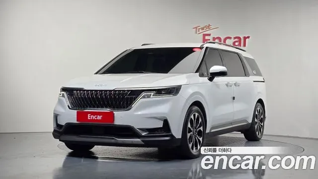 Kia Carnival бензин 7 мест