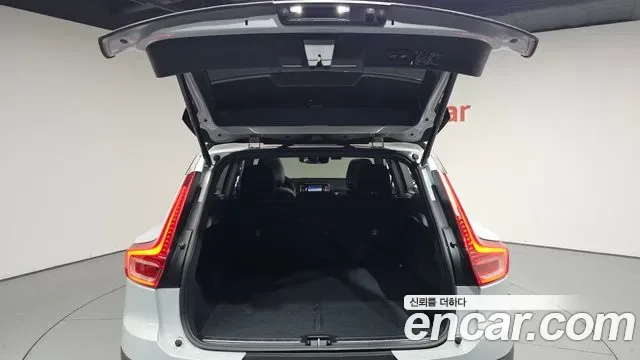 Volvo XC40 T4 R-, миниатюра 28