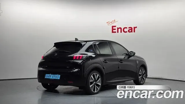 Peugeot E-208 GT Line, миниатюра 25