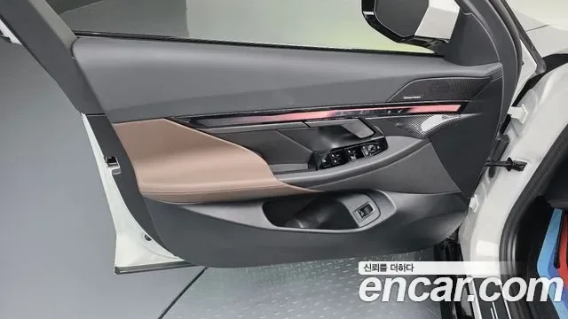 BMW 5 (G60) 520i M, миниатюра 27