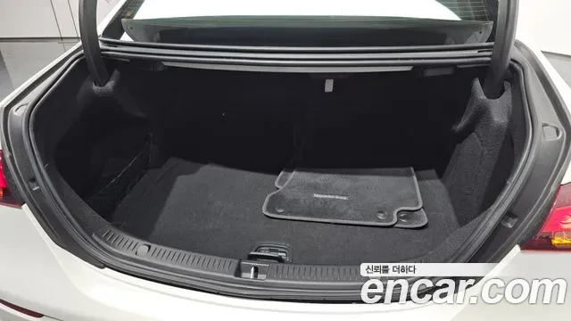 Mercedes-Benz E-Class E250, миниатюра 13