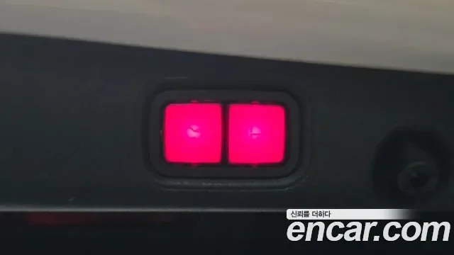 Mercedes-Benz E-Class E220d 4MATIC, миниатюра 14