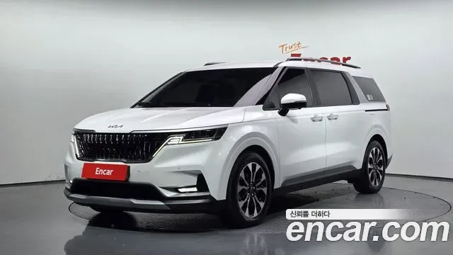 Kia Carnival дизель 9 мест Prestige