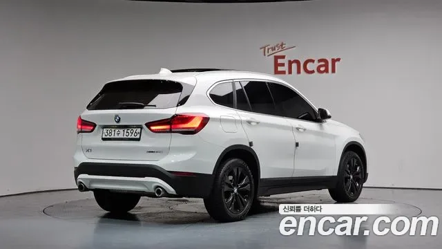 BMW X1 xDrive 20i, миниатюра 6