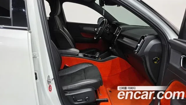 Volvo XC40 B4 R-, миниатюра 13
