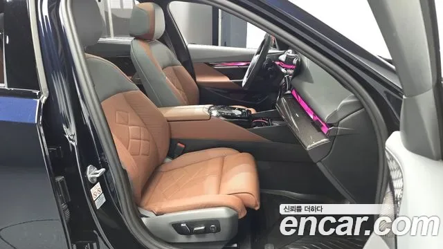 BMW 5 (G60) 530e M, миниатюра 3