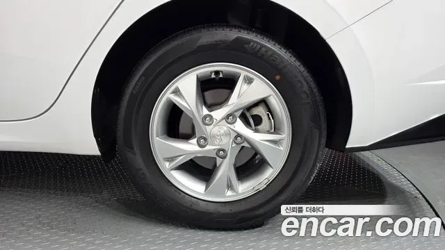 Hyundai Avante (CN7), миниатюра 3