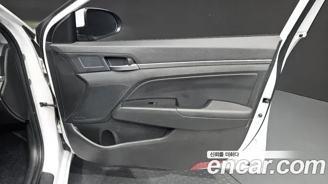Hyundai Avante AD, миниатюра 28