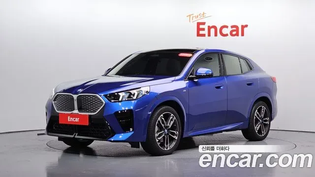BMW iX2 eDrive 20 M, миниатюра 2