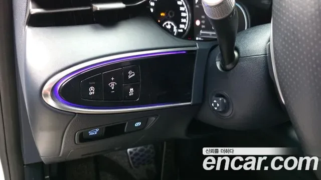 Genesis GV70 2.5T бензин 2WD ( ), миниатюра 21