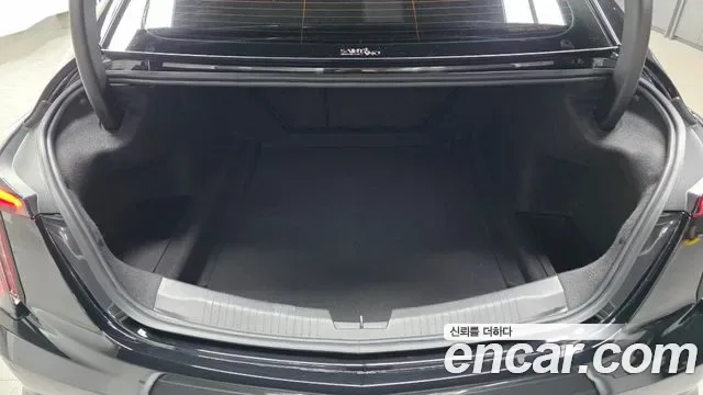 Cadillac CT5, миниатюра 8