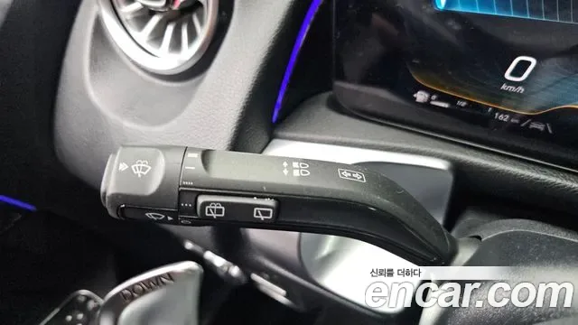 Mercedes-Benz GLB AMG GLB35 4MATIC, миниатюра 5