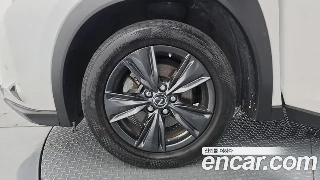 Lexus UX 2.0 2WD, миниатюра 21