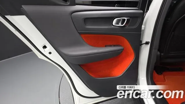 Volvo XC40 T4 R-, миниатюра 13