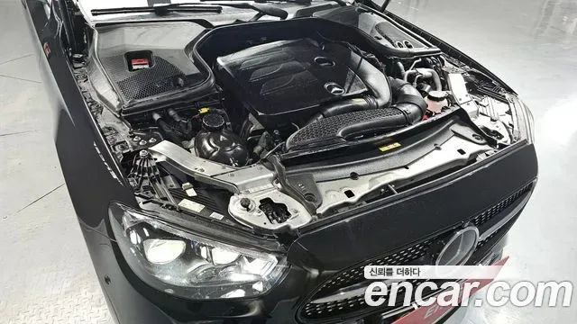 Mercedes-Benz E-Class E350 4MATIC AMG Line, миниатюра 16