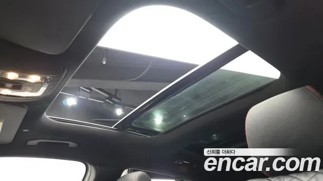 Mercedes-Benz GLB AMG GLB35 4MATIC, миниатюра 16