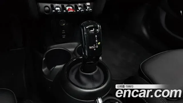 MINI Cooper 5 III, миниатюра 18