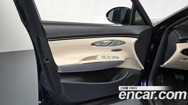 Genesis GV70 2.5T бензин AWD ( ), миниатюра 5
