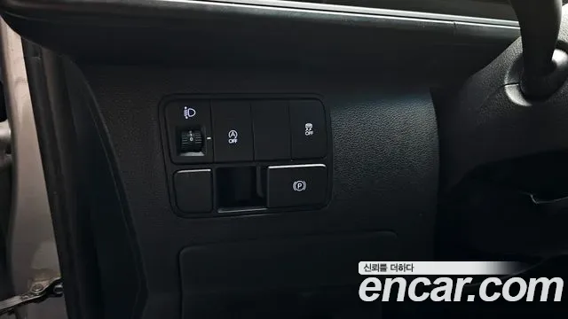 Hyundai Staria 5 мест, миниатюра 18