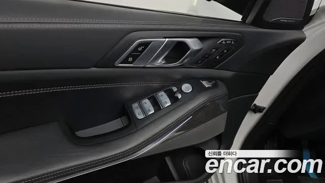 BMW X7 xDrive 40i 6 мест, миниатюра 3