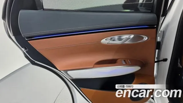 Genesis GV70 2.5T бензин AWD ( ), миниатюра 12