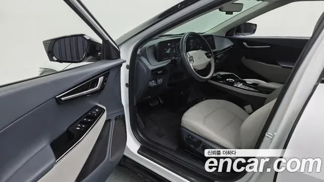 Kia EV6 4WD, миниатюра 9