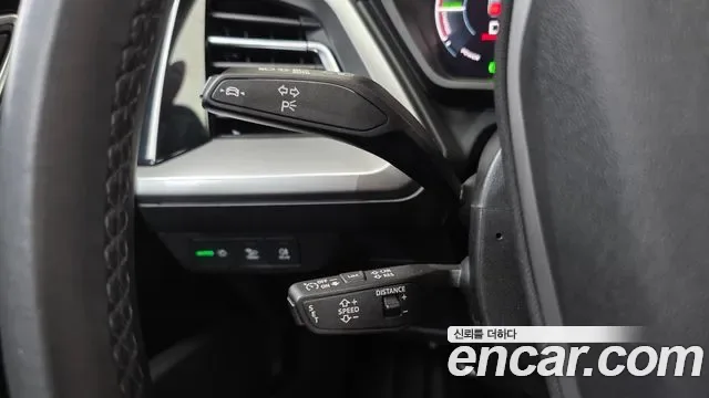 Audi Q4 40 Premium, миниатюра 4