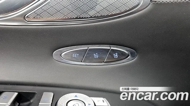 Genesis GV70 2.5T бензин AWD ( ), миниатюра 16