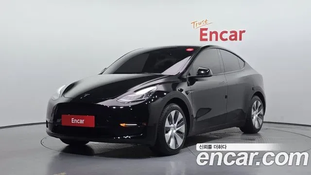 Tesla Y RWD
