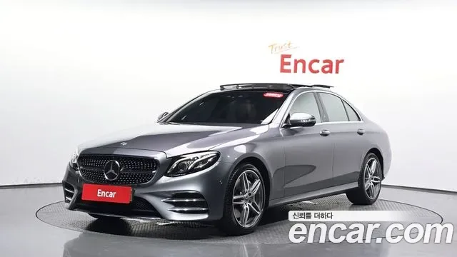 Mercedes-Benz E-Class E300 4MATIC AMG Line, миниатюра 2