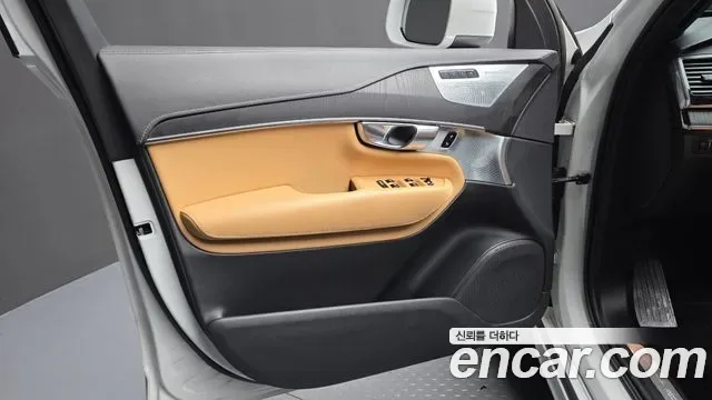 Volvo XC90 T8 гибрид, миниатюра 2