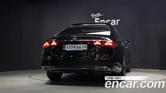 Mercedes-Benz E-Class E200, миниатюра 8