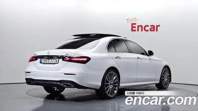 Mercedes-Benz E-Class E350 4MATIC AMG Line, миниатюра 3