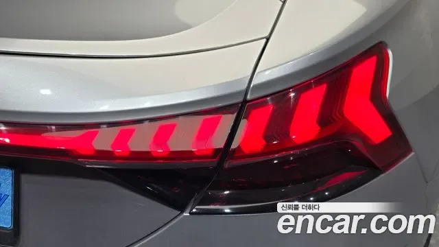 Audi e- GT Premium, миниатюра 20
