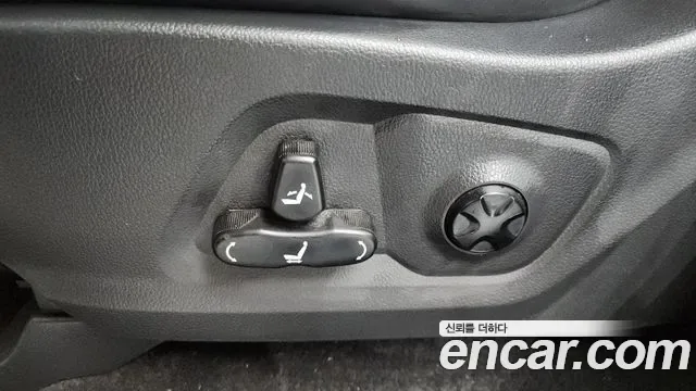 KGM Rexton дизель 2.2 4WD (5 ), миниатюра 28