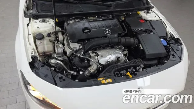 Mercedes-Benz A-Class A220, миниатюра 5