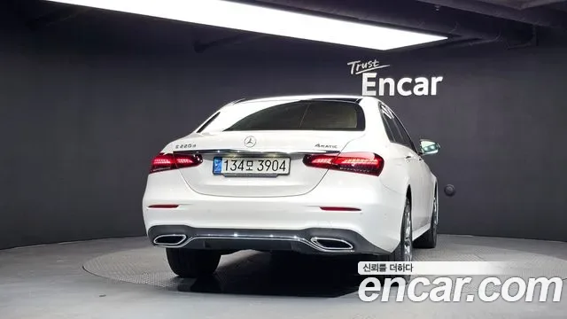 Mercedes-Benz E-Class E220d 4MATIC AMG Line, миниатюра 10