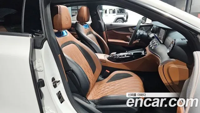 Mercedes-Benz AMG GT 4 63 S 4MATIC+, миниатюра 3