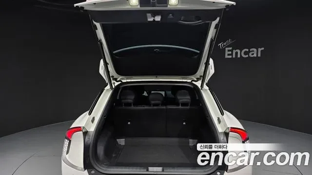 Kia EV6, миниатюра 3